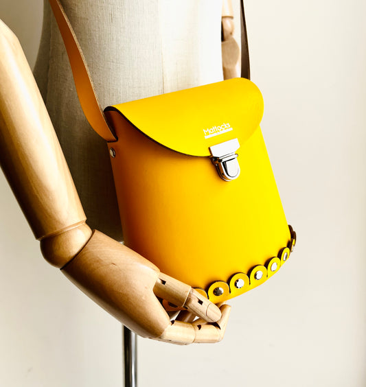 New yellow leather bucket bag