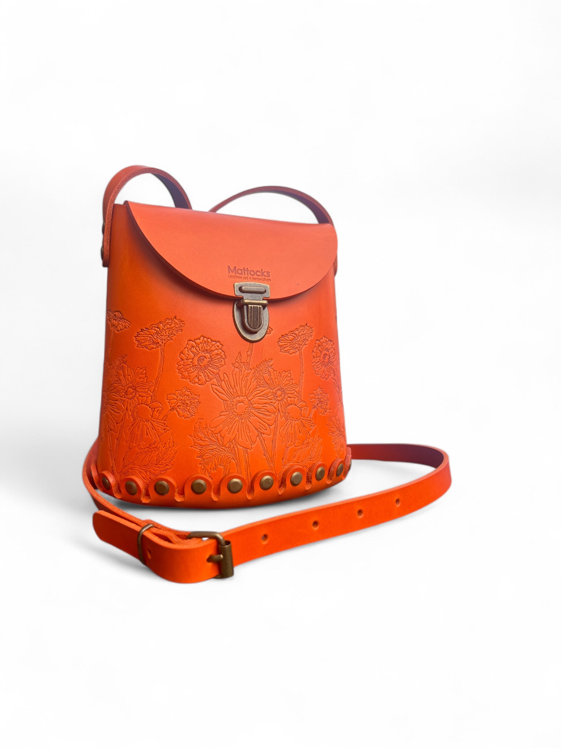 Veg Tan Leather Bucket Bag - “Wild Woods” Original Artwork - as seen on TV - Bargain Hunt Series 71