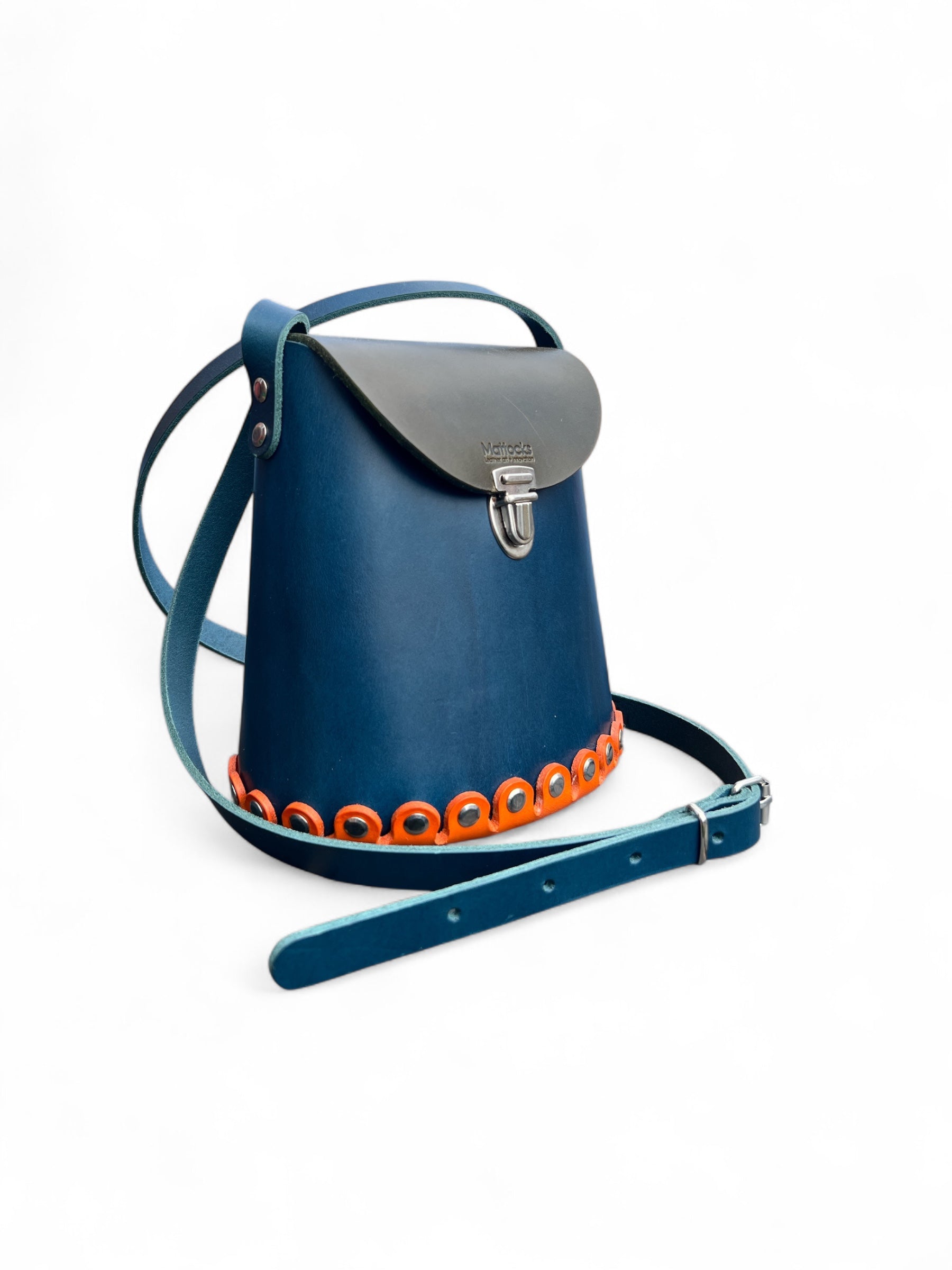 Sample sale - Multi colour leather bucket bag - as seen on TV - Bargain Hunt Series 71