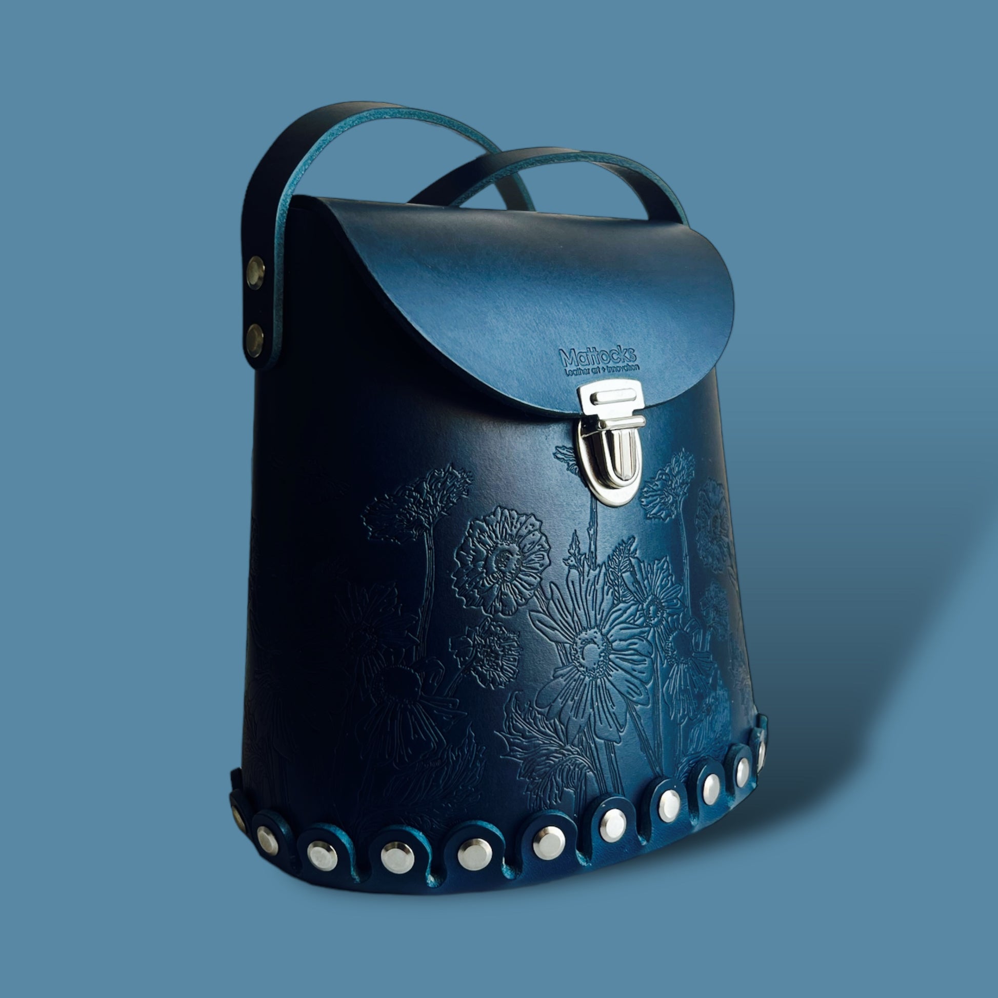 Blue bucket bag